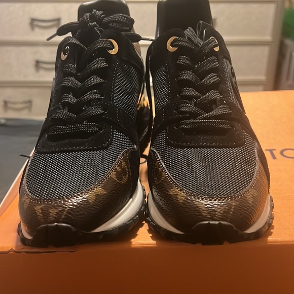 LOUIS VUITTON Run Away Sneaker - Picture 2 of 8